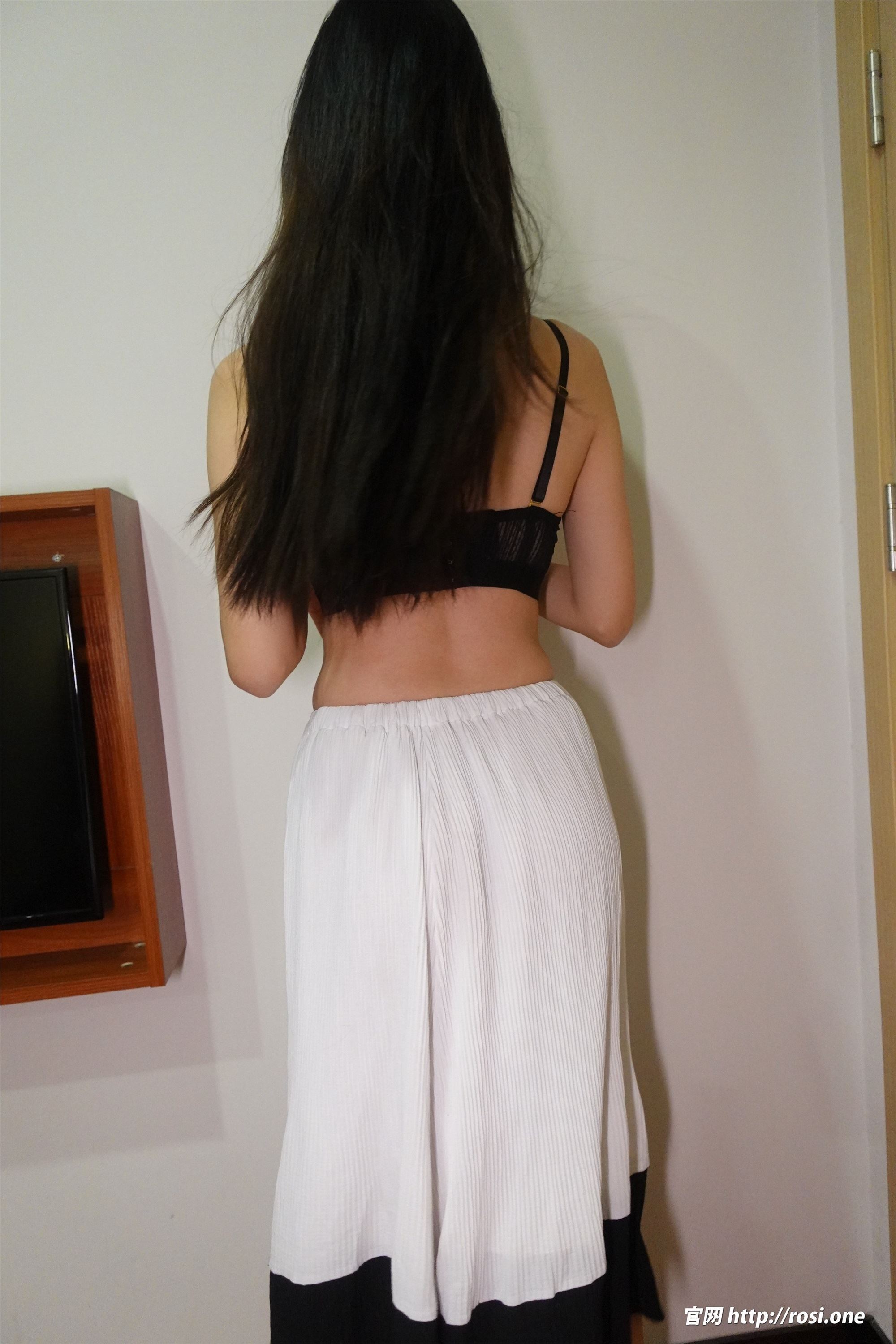 ROSI写真 2022.01.28 NO.3707